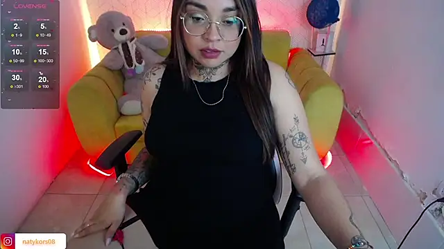 natyk m online show from January 29, 10:43 pm