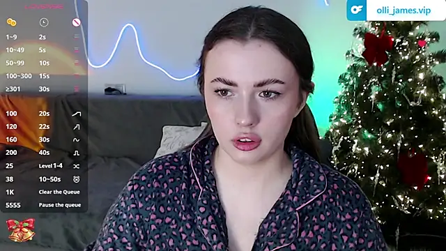 Ollie James online show from December 4, 2:37 pm