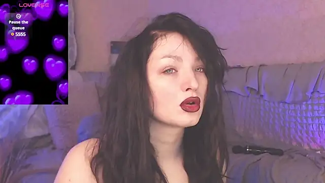 BritneyBarker online show from January 28, 2:43 am