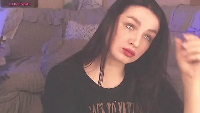 BritneyBarker online show from March 19, 5:08 am