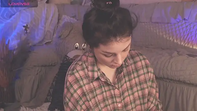 BritneyBarker online show from March 21, 1:02 am