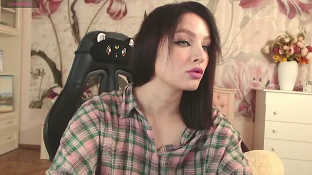 BritneyBarker online show from September 14, 9:03 pm