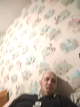 Snapshot of MaxDevilWhite chatting on November 15, 5:53 pm MaxDevilWhite online show from November 15, 5:53 pm