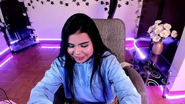 saray  jones online show from January 22, 1:11 pm