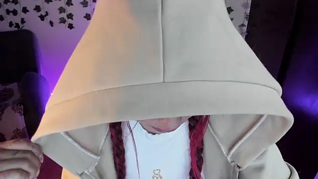 saray  jones online show from September 12, 1:11 pm