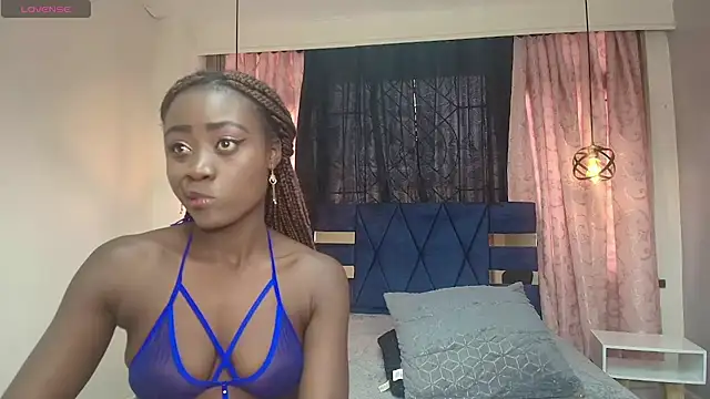 Snapshot of Sara_Naugty chatting on March 14, 8:06 pm Sara Naugty online show from March 14, 8:06 pm