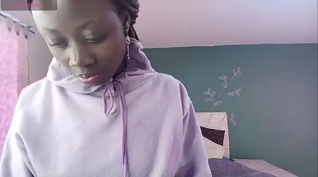 Snapshot of Sara_Naugty chatting on March 15, 12:02 pm Sara Naugty online show from March 15, 12:02 pm