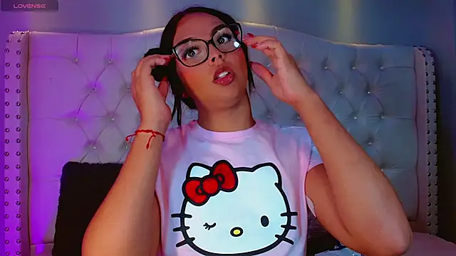 Snapshot of CamiiGarcia chatting on September 21, 7:59 pm CamiiGarcia online show from September 21, 7:59 pm