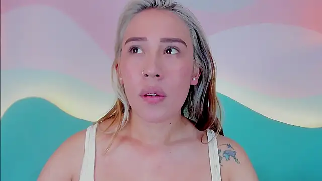 Snapshot of Lannajansen chatting on October 27, 5:17 pm Lannajansen online show from October 27, 5:17 pm