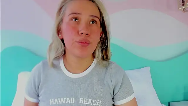 Snapshot of Lannajansen chatting on November 1, 5:15 pm Lannajansen online show from November 1, 5:15 pm