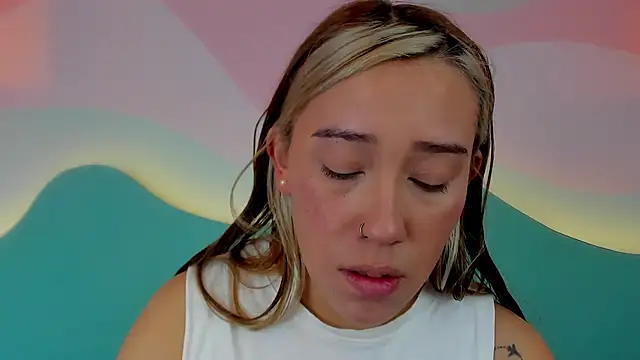 Snapshot of Lannajansen chatting on November 5, 1:00 pm Lannajansen online show from November 5, 1:00 pm