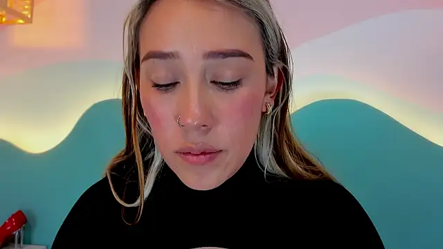 Snapshot of Lannajansen chatting on December 14, 3:17 pm Lannajansen online show from December 14, 3:17 pm