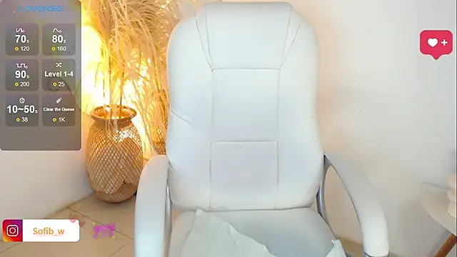 Sofi BBW online show from March 15, 12:33 pm