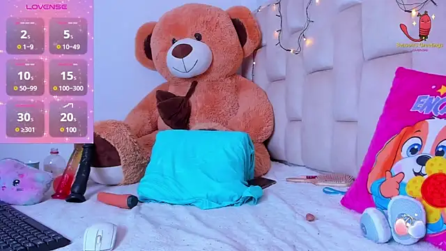 Snapshot of Sexy_valgirl chatting on January 28, 1:39 am Sexy valgirl online show from January 28, 1:39 am