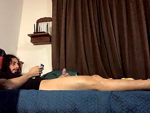 Nooneisthis online show from November 2, 9:00 am