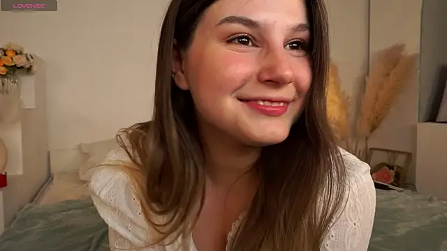 Snapshot of nawuwu chatting on October 21, 6:14 am nawuwu online show from October 21, 6:14 am