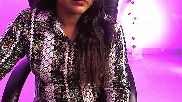 Snapshot of Gagankaur chatting on February 11, 8:15 am Gagankaur online show from February 11, 8:15 am