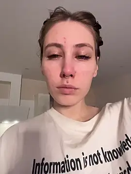 Molli Luv online show from November 14, 1:04 am