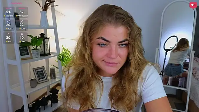 Donna Sun online show from September 14, 4:33 am