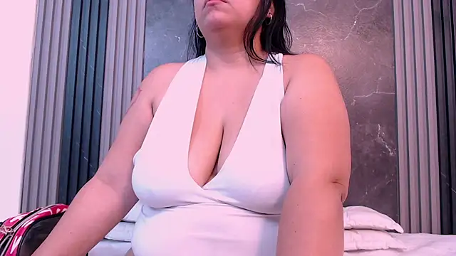 AmmyPike1 online show from September 11, 12:05 pm