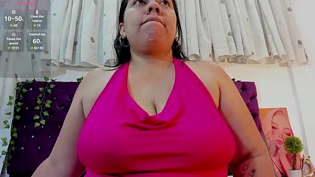 AmmyPike1 online show from March 6, 8:38 pm