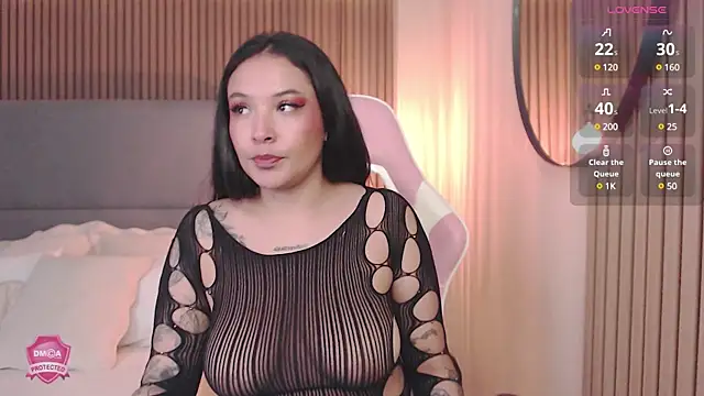 Victoria Collinns online show from February 4, 3:36 pm