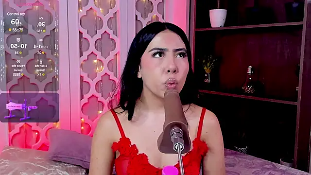 aniie west online show from February 3, 11:53 am