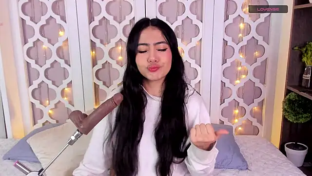 aniie west online show from February 17, 12:16 pm