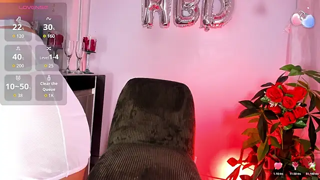 alana rossetti online show from November 15, 1:40 pm