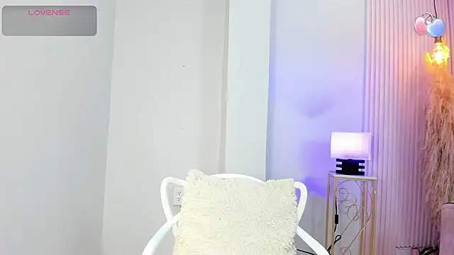 alana rossetti online show from February 20, 12:27 pm