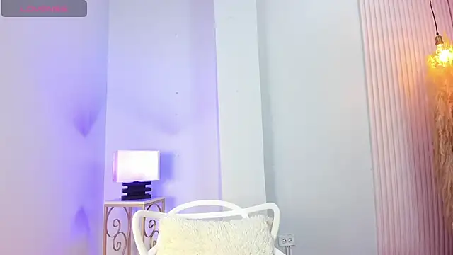 alana rossetti online show from April 28, 11:15 am