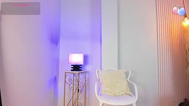 Snapshot of alana_rossetti chatting on July 23, 12:14 pm alana rossetti online show from July 23, 12:14 pm