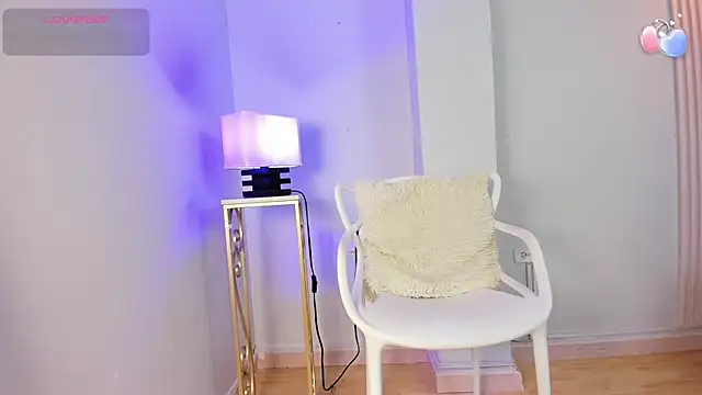 Snapshot of alana_rossetti chatting on July 28, 3:13 am alana rossetti online show from July 28, 3:13 am