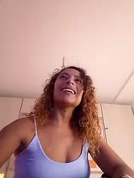 Zoedaniels online show from March 18, 8:37 pm