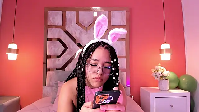 Billie Jhonson  online show from September 19, 7:25 pm