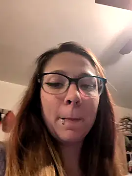 Snapshot of YourNotMySupervisor chatting on November 17, 5:57 am YourNotMySupervisor online show from November 17, 5:57 am