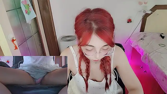 Snapshot of Song_99 chatting on June 25, 6:18 am Song 99 online show from June 25, 6:18 am