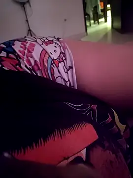 milfjade01 online show from October 25, 10:37 pm