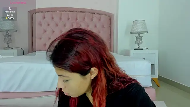 Kendall  Fox online show from February 10, 5:36 am