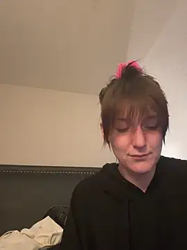 PhattPinxkTaco online show from March 3, 8:49 am