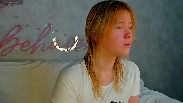 Amy Kimberlly online show from September 17, 11:50 pm