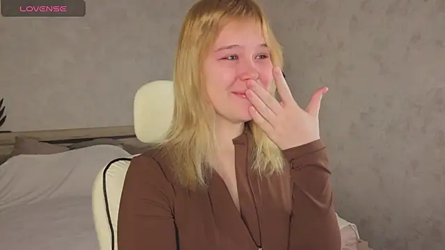 Amy Kimberlly online show from November 14, 12:20 am