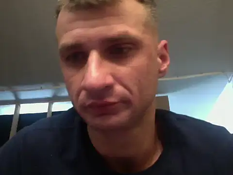 Snapshot of sexyhotstud12 chatting on January 24, 12:09 am sexyhotstud12 online show from January 24, 12:09 am