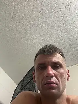 Snapshot of sexyhotstud12 chatting on February 26, 7:20 am sexyhotstud12 online show from February 26, 7:20 am