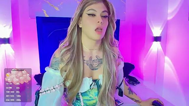 REBECA VALENTINE online show from January 29, 1:27 am