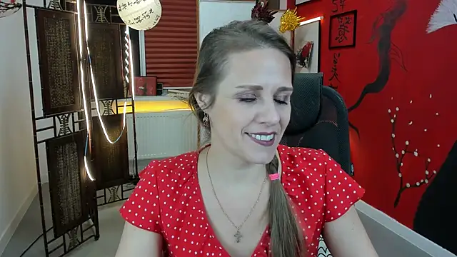 EmiliaBedy online show from February 9, 9:05 am