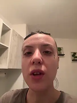 bunnythetailor online show from January 28, 5:35 pm