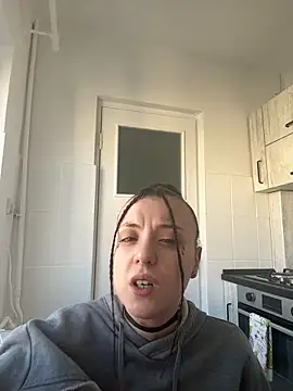 bunnythetailor online show from January 29, 12:13 pm