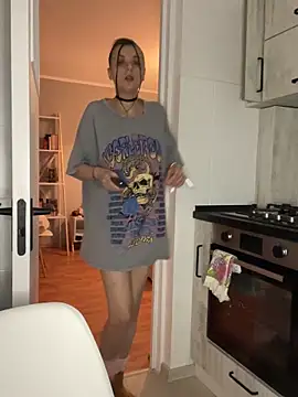 bunnythetailor online show from January 29, 9:17 pm