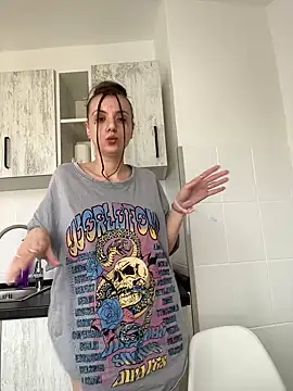 bunnythetailor online show from January 30, 7:50 am